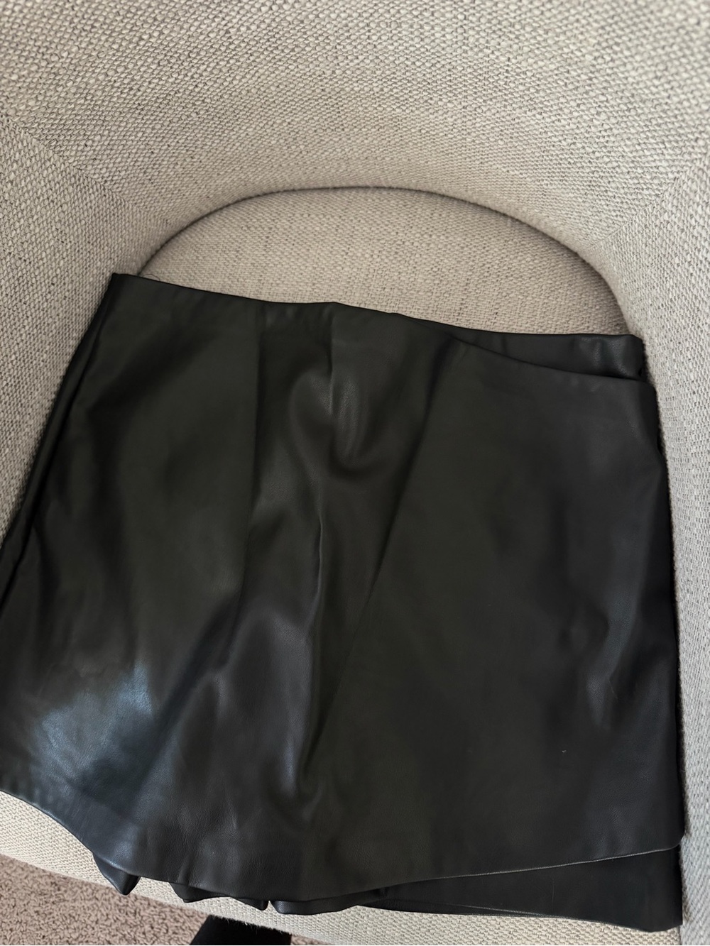 Love Tree Black Faux Leather Mini Skirt